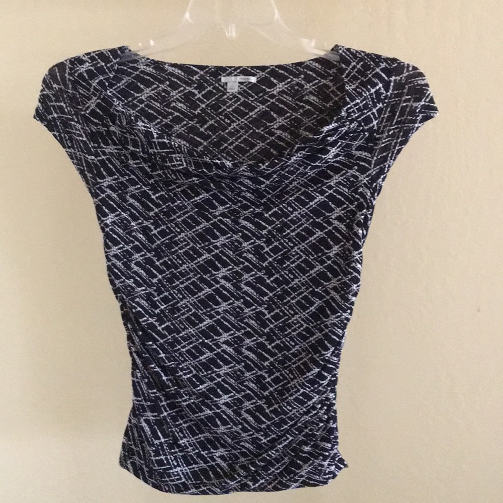 Cap sleeve top.